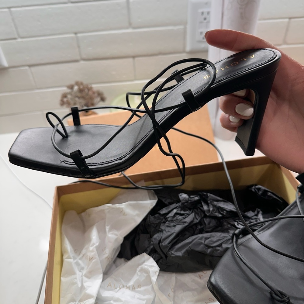 ALOHAS bellini Black Strappy Heels
